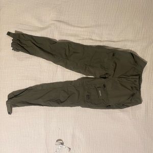 BEYOND NORDIC WOMEN'S ZIP-OFF HIKING PANTS MOSS GREEN